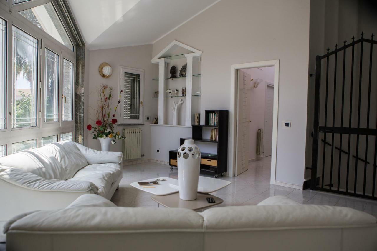 Vdl Luxury Villa Floridia Exteriör bild