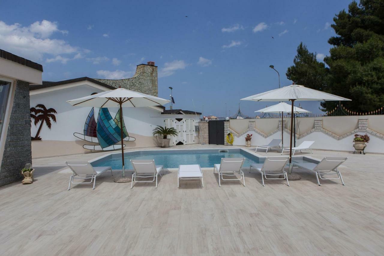 Vdl Luxury Villa Floridia Exteriör bild